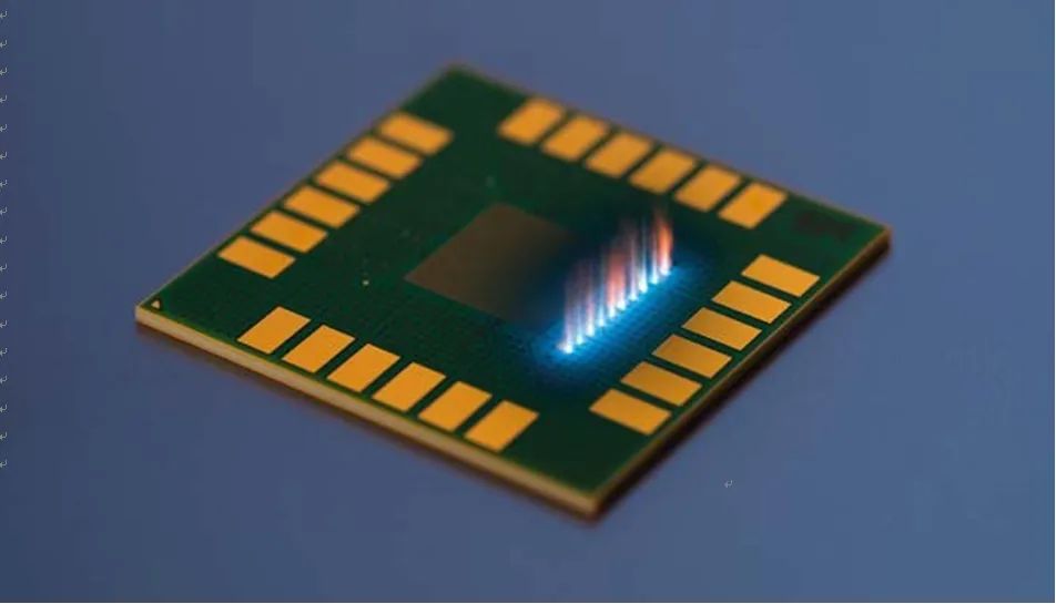 可持續(xù)高效的微加工解決方案——用高能、大功率、納秒紫外激光切割5G柔性PCB材料